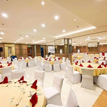 Days Hotel By Wyndham Iloilo Εξωτερικό φωτογραφία