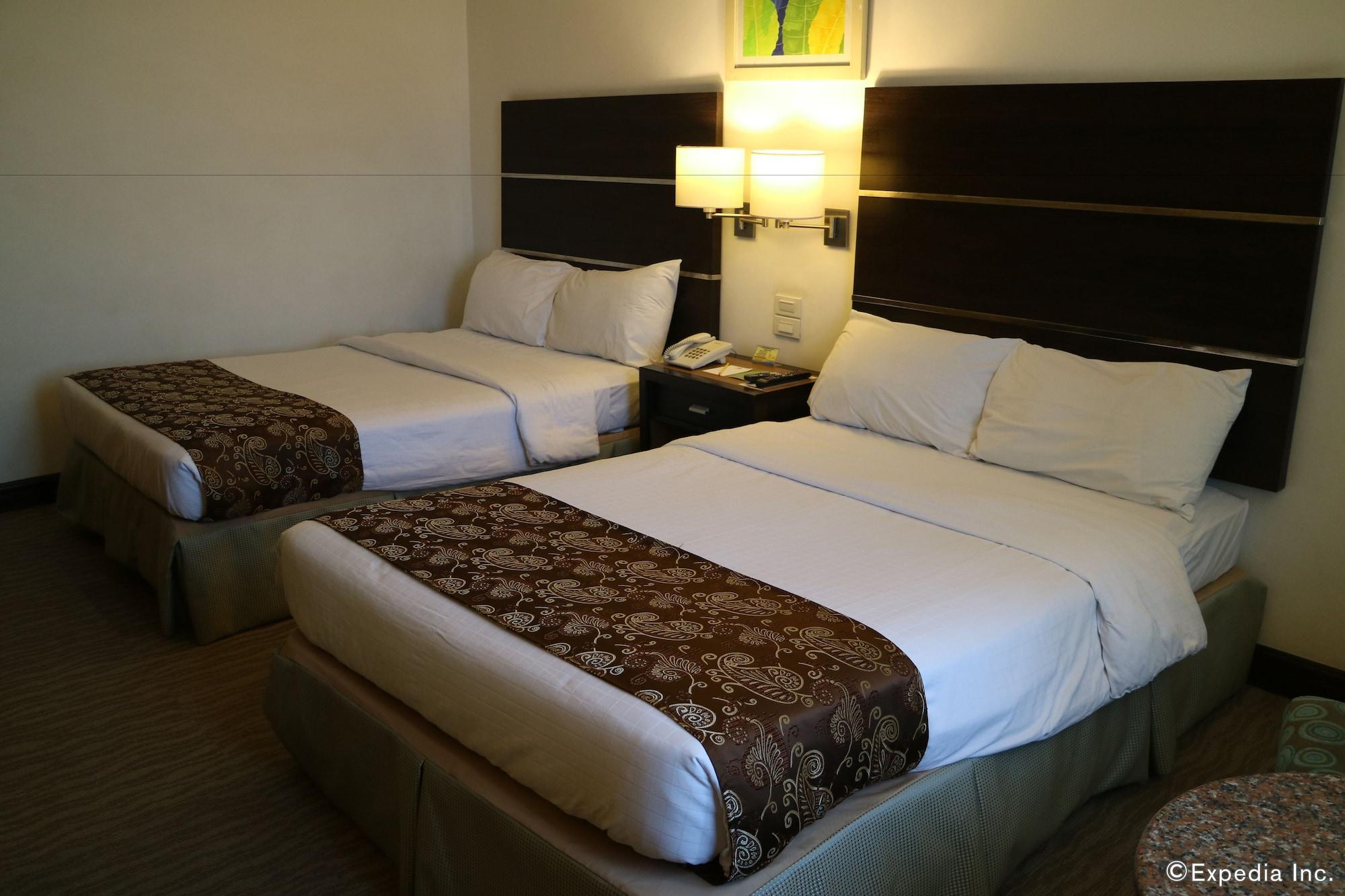 Days Hotel By Wyndham Iloilo Εξωτερικό φωτογραφία
