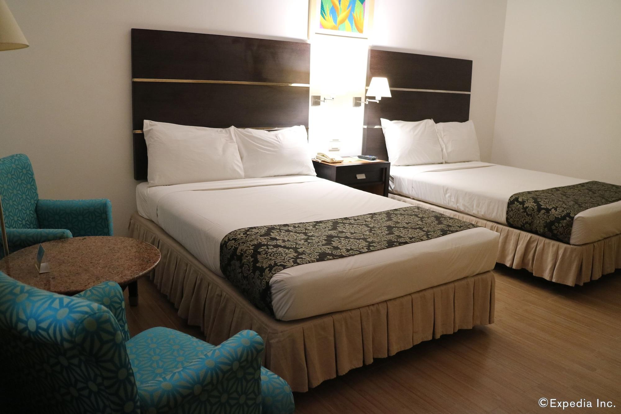 Days Hotel By Wyndham Iloilo Εξωτερικό φωτογραφία