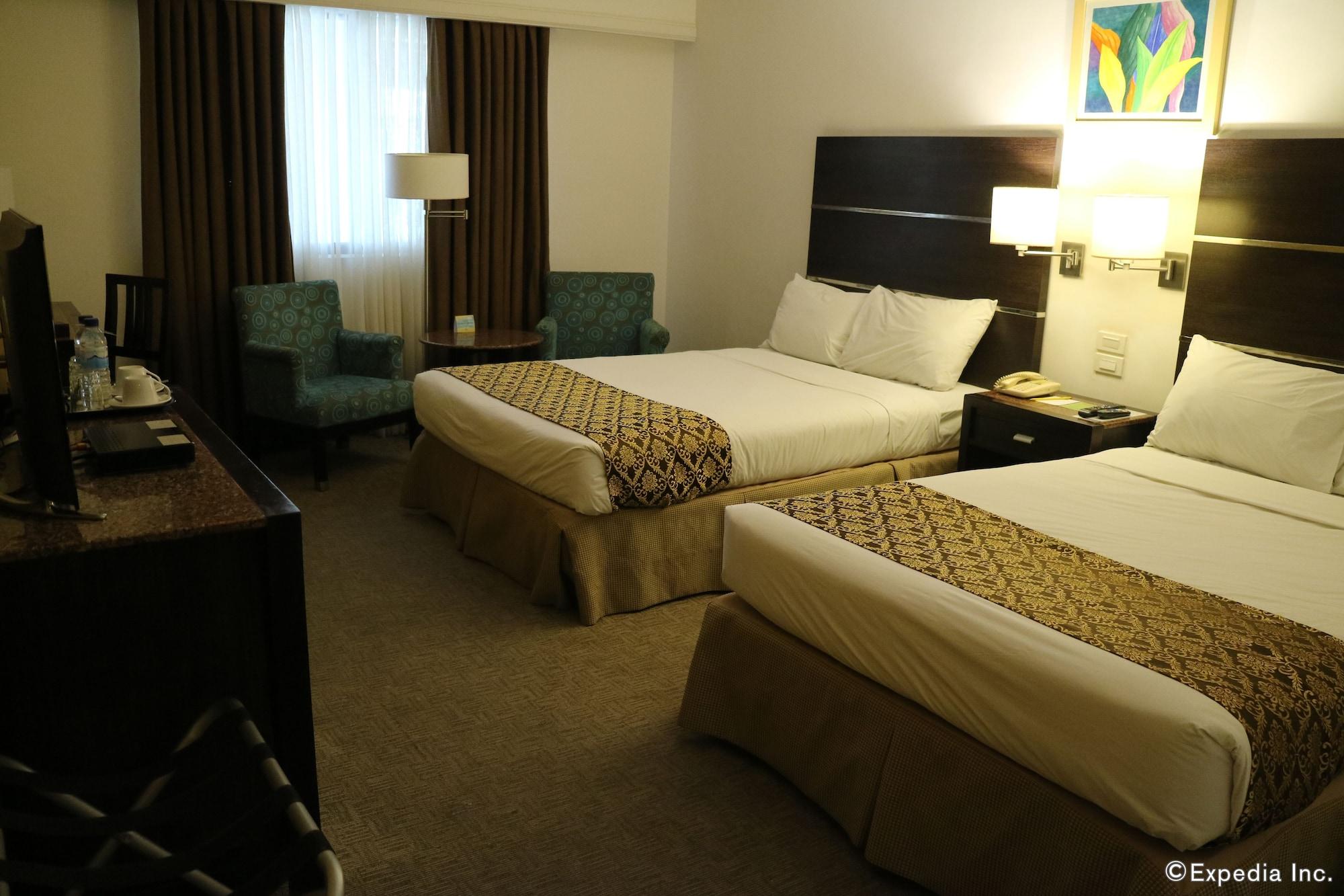 Days Hotel By Wyndham Iloilo Εξωτερικό φωτογραφία