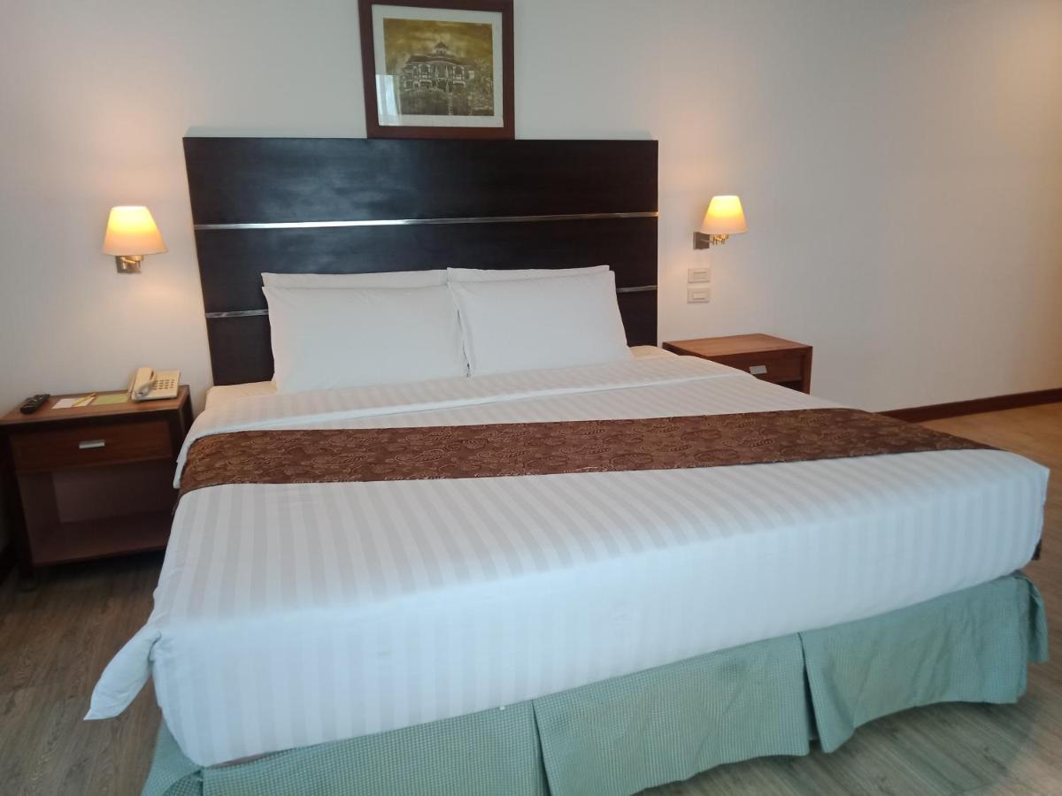 Days Hotel By Wyndham Iloilo Εξωτερικό φωτογραφία