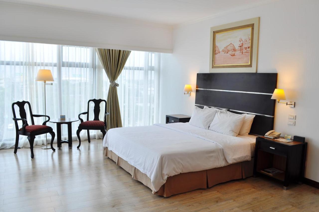 Days Hotel By Wyndham Iloilo Εξωτερικό φωτογραφία