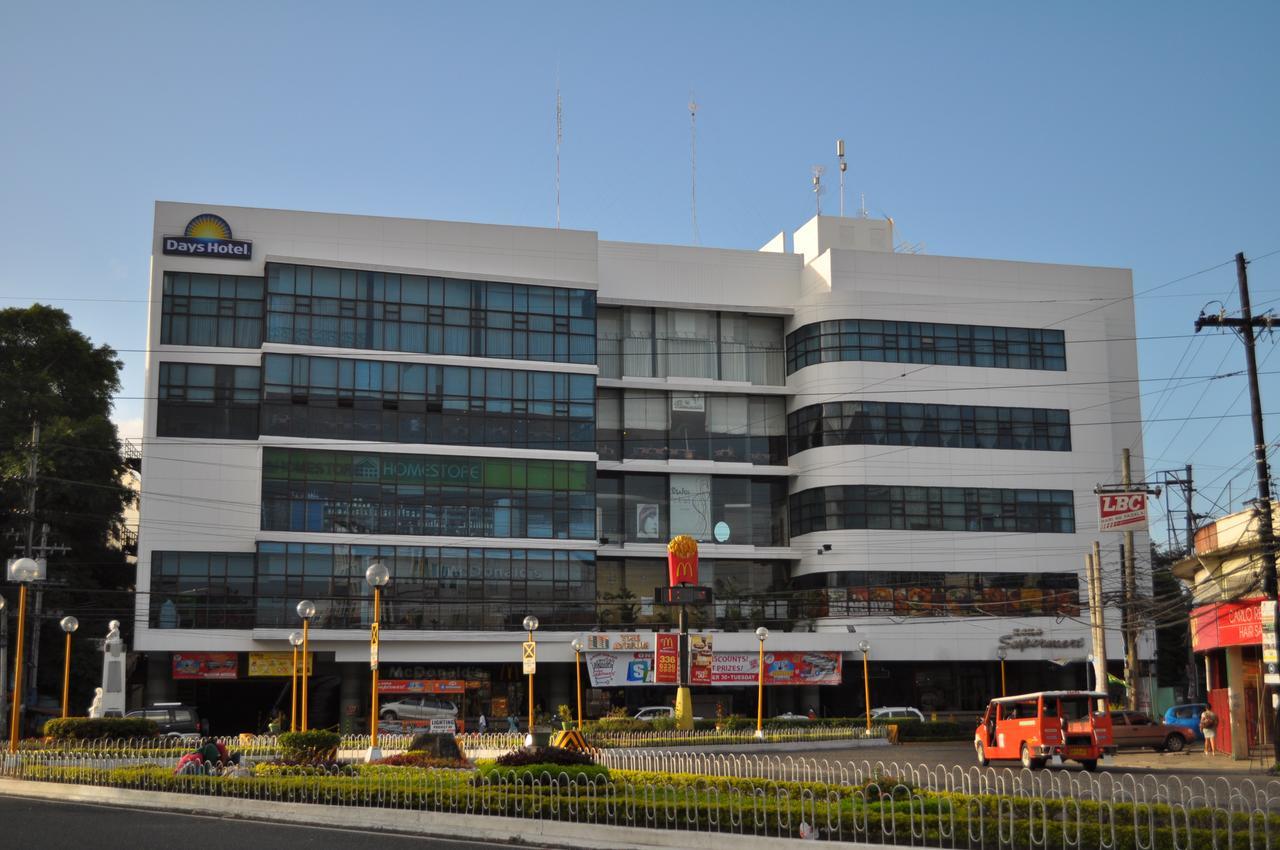 Days Hotel By Wyndham Iloilo Εξωτερικό φωτογραφία